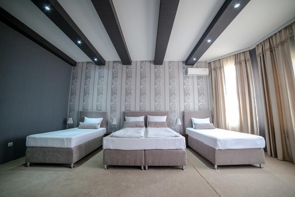 Garni Hotel Radovic Крагуевац Екстериор снимка